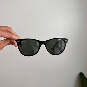 Ray-ban class wayfarer sunglasses